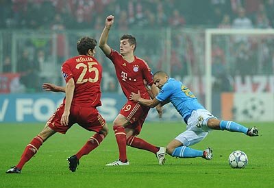 FC Bayern - SSC Neapel 3:2 (3:1)
