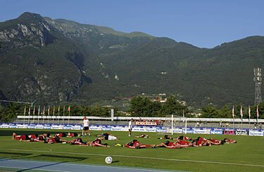 Die ersten Bilder aus dem Trainingslager am Gardas
