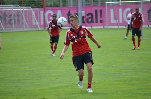 FCB Training with Boateng and Usami