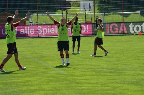 FCB Training with Boateng and Usami