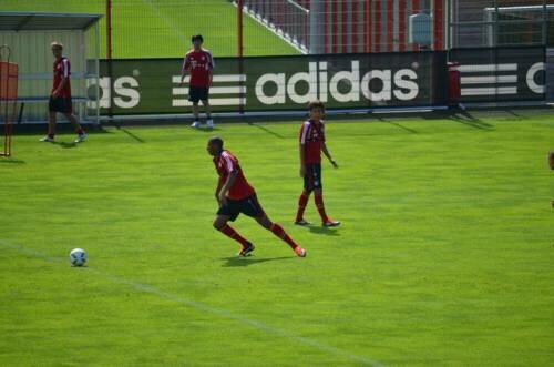 FCB Training with Boateng and Usami