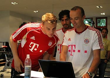 Neuer & Co. absolvieren Leistungstest